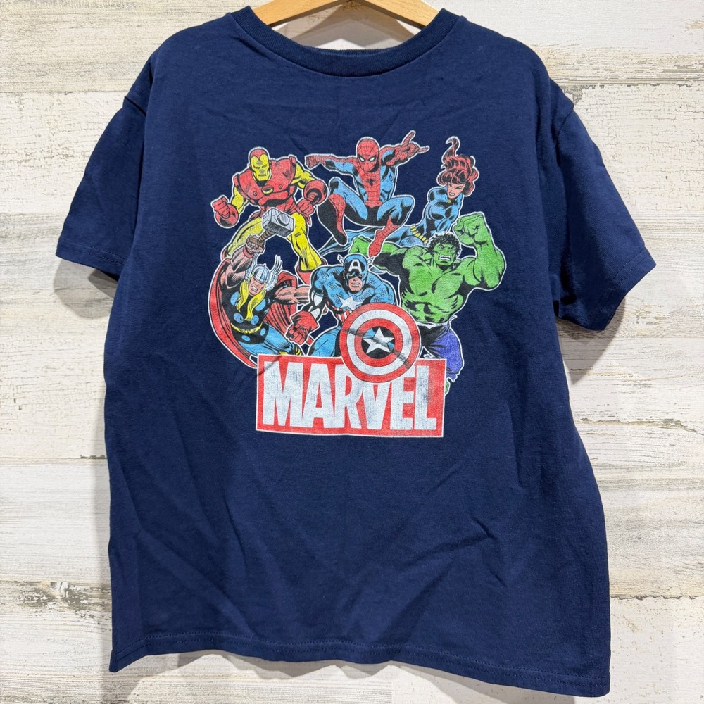 Marvel Graphic T-Shirt Boys Small Navy Blue Avengers Superhero Comic GUC
